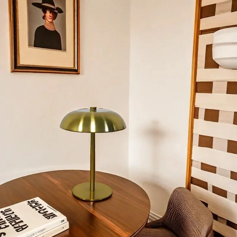 Nordic Iron Bedside Lamp-2