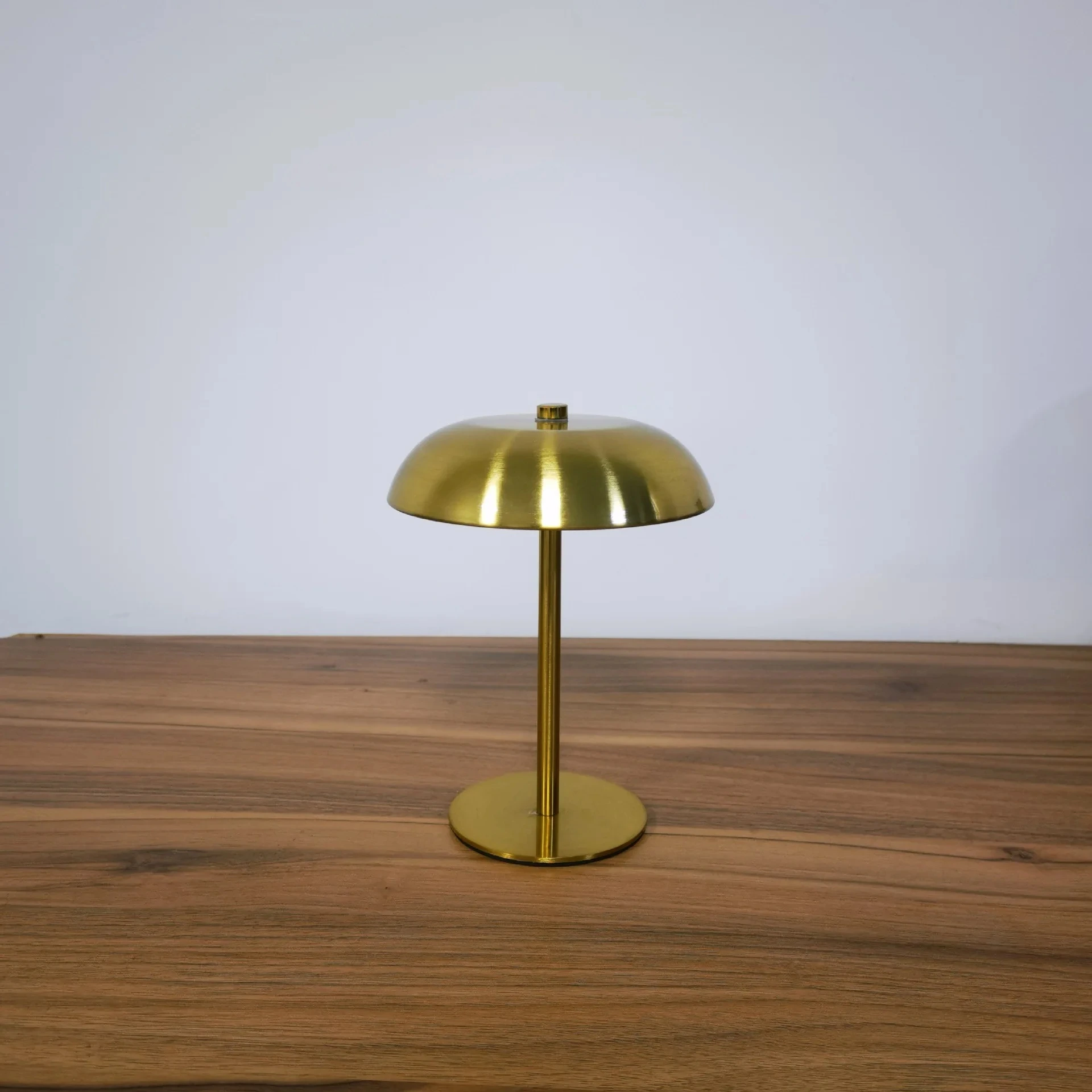 Nordic Iron Bedside Lamp-2